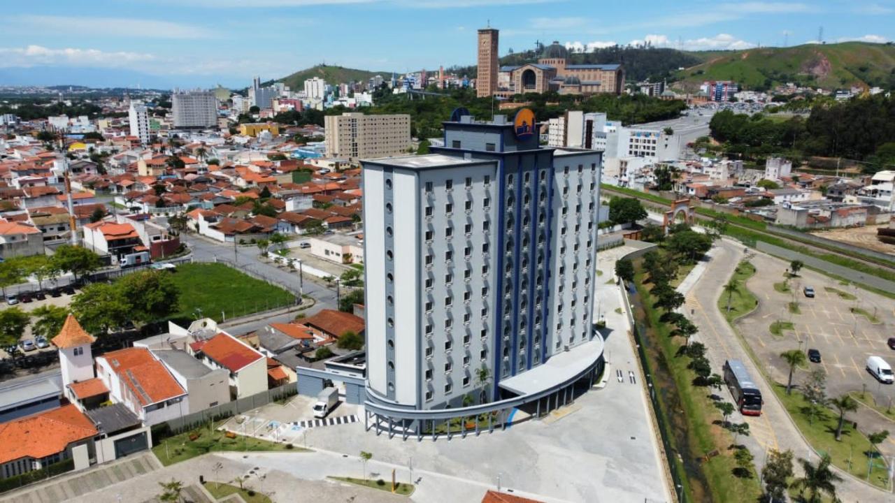 Hotel Rainha Dos Apostolos 阿帕雷西达 外观 照片